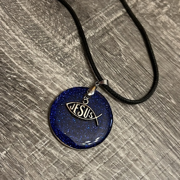 Jesus Pendant Black Necklace Cord Love 1 Cor 16:14 back Jesus Fish Front - Picture 3 of 11